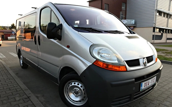 Renault Trafic cena 27900 przebieg: 260000, rok produkcji 2004 z Gostynin małe 667